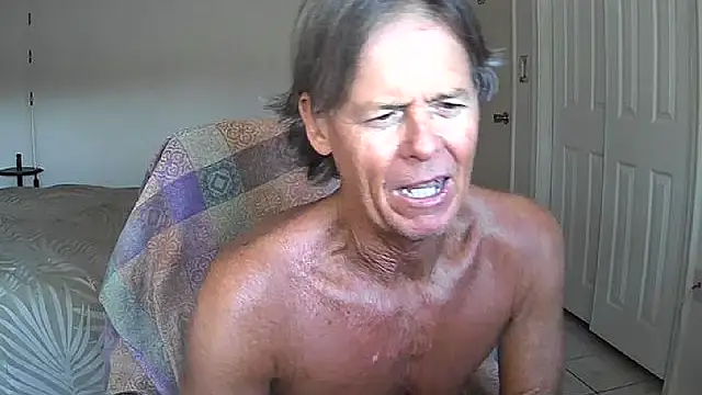 nakeedcowboi65 online show from May 2026 11:34:04 PM