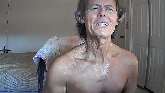 nakeedcowboi65 online show from June 2026 11:25:01 PM