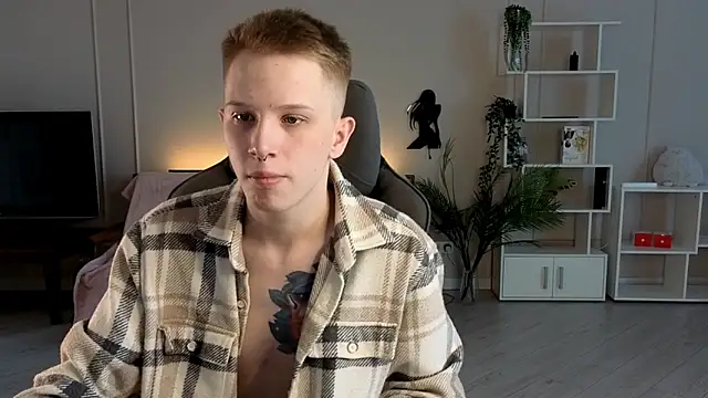 arlekincrop online show from September 2025 03:06:02 AM