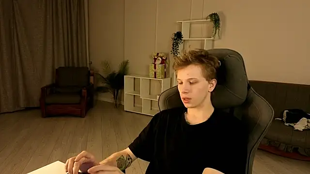 arlekincrop online show from January 2026 06:43:02 PM