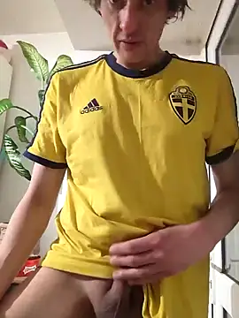 maciej online show from February 2025 08:54:01 PM