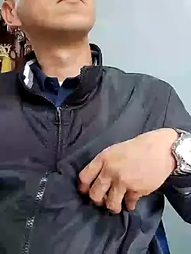 Business dickkk online show from December 2024 07:32:01 PM