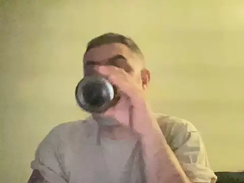 Snapshot of danyiony chatting on March 2026 12:50:01 AM danyiony online show from March 2026 12:50:01 AM