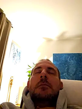 verylargecock online show from January 2026 05:18:02 PM