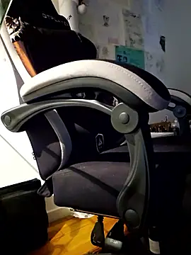 verylargecock online show from January 2026 11:26:01 AM