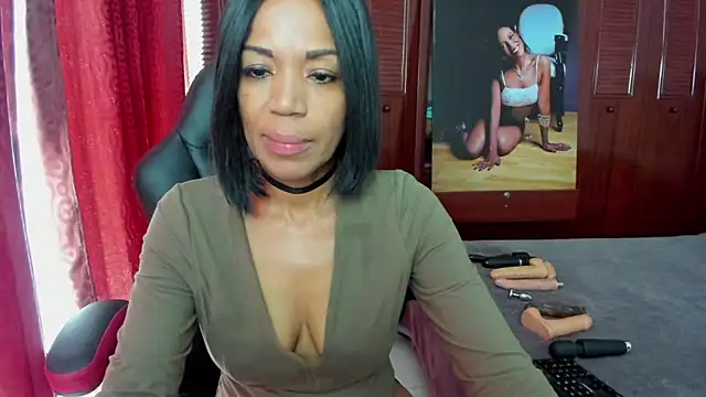 LUISSA  online show from January 2025 02:35:01 PM