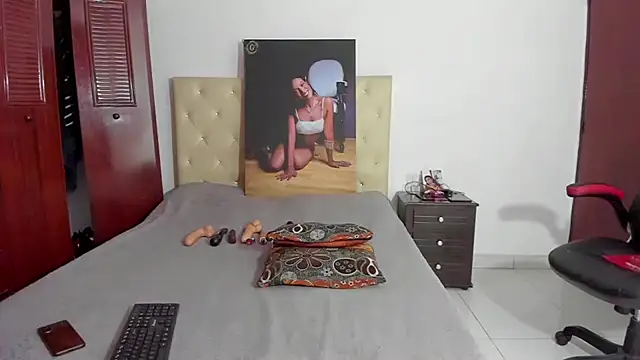 LUISSA  online show from February 2025 03:45:02 PM