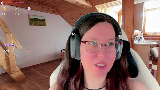 Victoria Romans online show from March 2026 10:04:02 AM