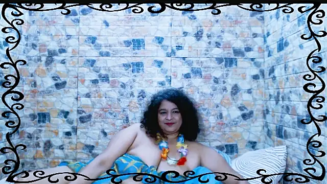 indianstar75 online show from November 2025 10:01:01 PM