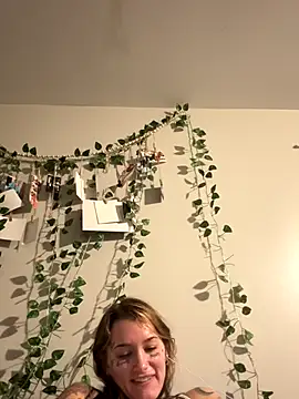 lexymarie online show from November 2025 01:49:01 AM