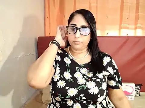 Snapshot of Indiankushy chatting on February 2026 04:23:02 PM Indiankushy online show from February 2026 04:23:02 PM