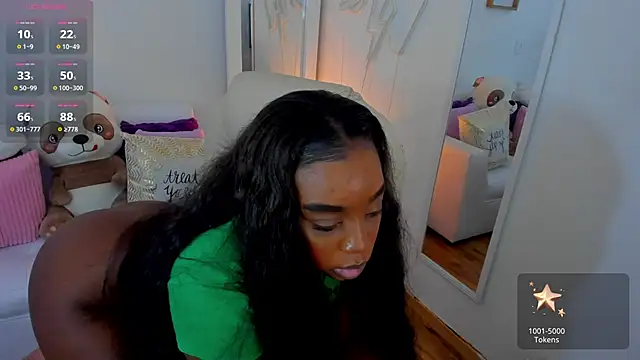 zobe love online show from January 2025 09:06:01 PM