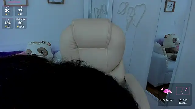 zobe love online show from March 2025 04:56:02 PM