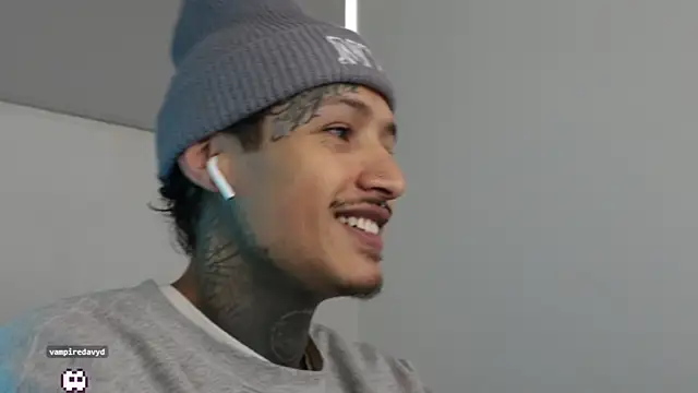 trieone online show from January 2025 06:50:01 PM