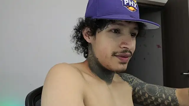 trieone online show from February 2026 01:21:02 AM