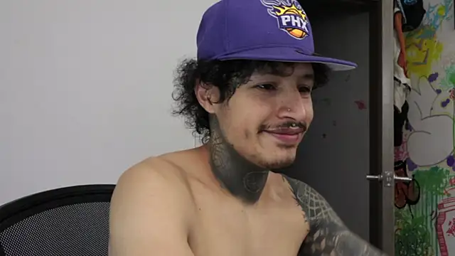 trieone online show from February 2026 01:45:04 AM