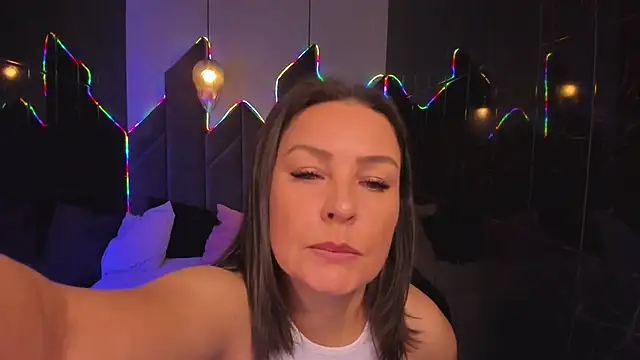 MilenaMellow online show from October 2025 08:31:02 PM