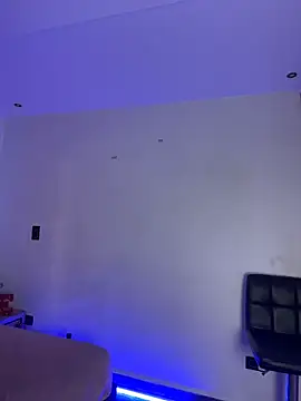 Victoria14  online show from March 2026 03:47:01 AM