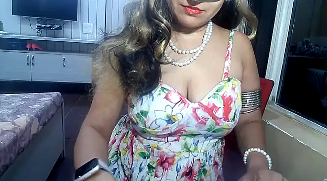 yourradhika online show from February 2025 05:26:01 PM