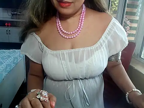 yourradhika online show from March 2025 06:07:02 AM