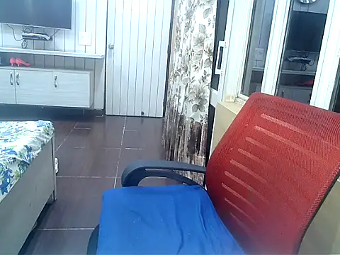 yourradhika online show from March 2025 06:01:01 PM