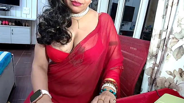 Snapshot of yourradhika chatting on June 2026 08:51:01 PM yourradhika online show from June 2026 08:51:01 PM