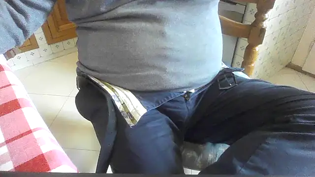 Snapshot of polloiw chatting on October 2025 11:55:01 AM polloiw online show from October 2025 11:55:01 AM