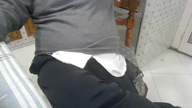 Snapshot of polloiw chatting on October 2025 02:08:01 PM polloiw online show from October 2025 02:08:01 PM