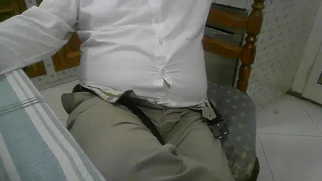 Snapshot of polloiw chatting on October 2025 12:48:02 PM polloiw online show from October 2025 12:48:02 PM