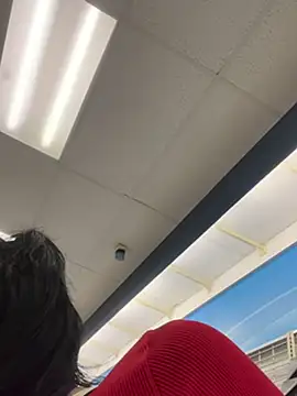 lolabunny9 online show from January 2025 06:00:01 PM