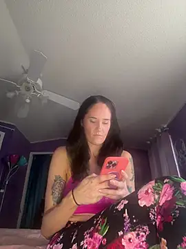 lolabunny9 online show from February 2025 04:11:02 PM