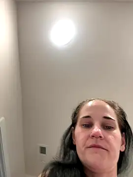 lolabunny9 online show from September 2025 04:50:01 PM