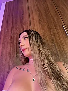 Snapshot of bunny_bicht chatting on July 2026 08:29:02 PM bunny bicht online show from July 2026 08:29:02 PM