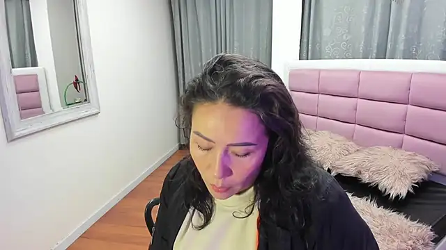 Snapshot of gaby_trent chatting on July 2026 10:08:02 AM gaby trent online show from July 2026 10:08:02 AM