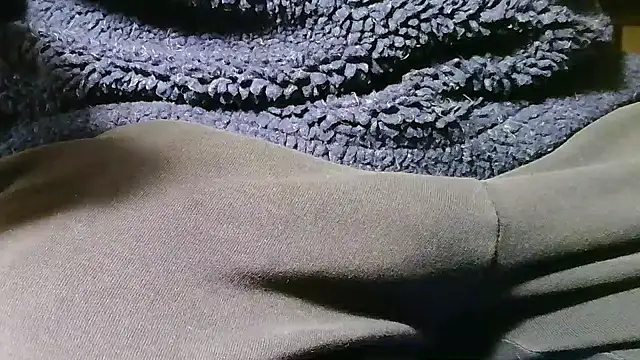 kalinixta online show from April 2026 05:37:01 PM