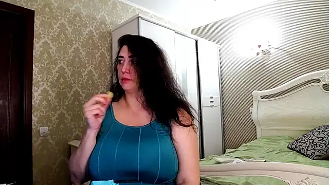 Evelyn Shy online show from March 2026 08:48:01 AM