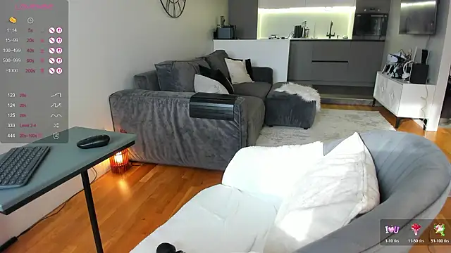 Juicy Bella online show from February 2026 09:14:02 AM