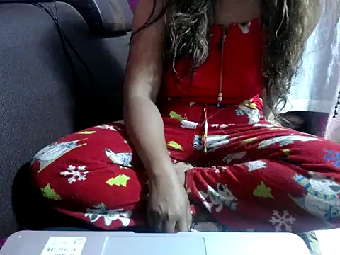 Snapshot of BicolorKissLove chatting on September 2025 01:22:01 PM BicolorKissLove online show from September 2025 01:22:01 PM