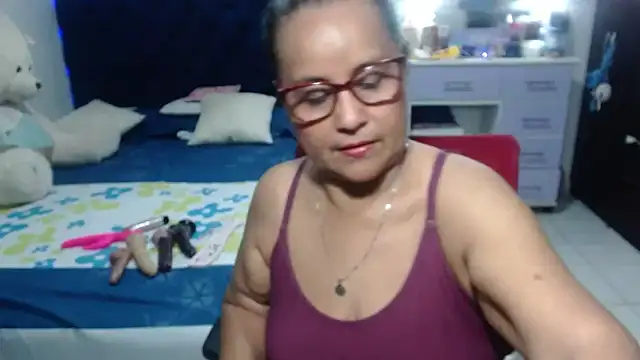 pervert mommy  online show from April 2026 10:31:01 AM