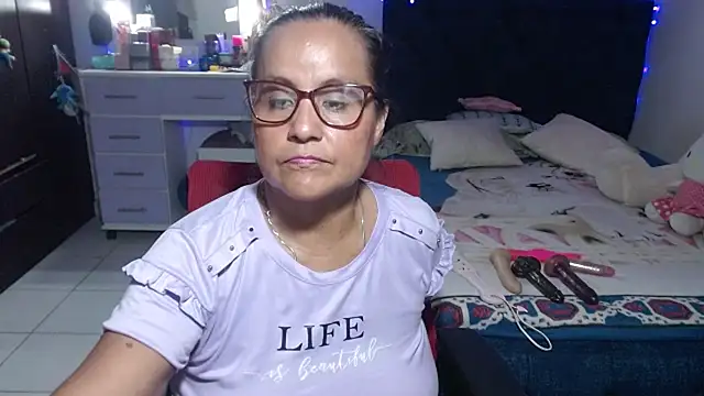 pervert mommy  online show from June 2026 01:50:01 PM
