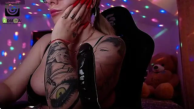 SonyaDevon online show from February 2025 10:48:02 AM