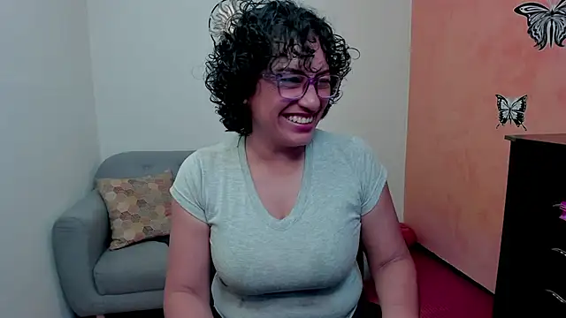 Snapshot of scarlet_wet chatting on May 2026 11:57:02 PM scarlet wet online show from May 2026 11:57:02 PM