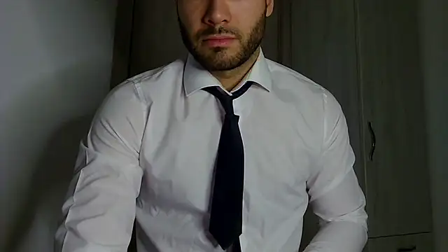 Snapshot of Justynn1 chatting on February 2026 10:46:02 PM Justynn1 online show from February 2026 10:46:02 PM