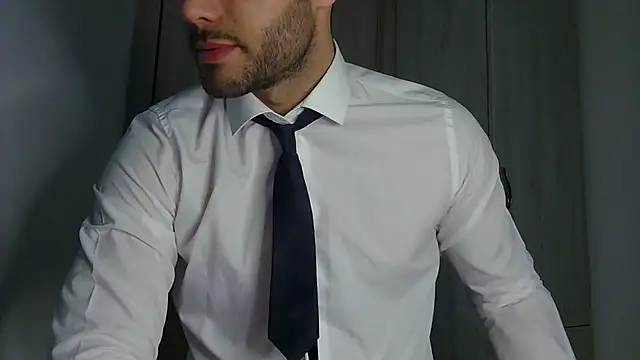 Snapshot of Justynn1 chatting on April 2026 10:21:02 PM Justynn1 online show from April 2026 10:21:02 PM