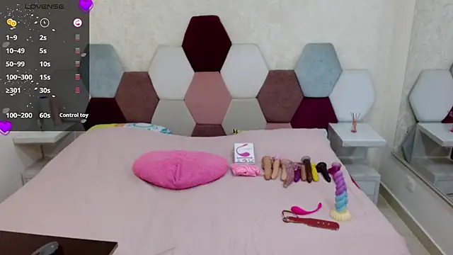 angel blue online show from September 2025 03:45:01 PM