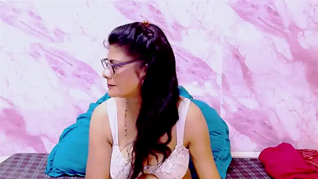 Snapshot of IndianAllure chatting on March 2025 05:40:02 AM IndianAllure online show from March 2025 05:40:02 AM