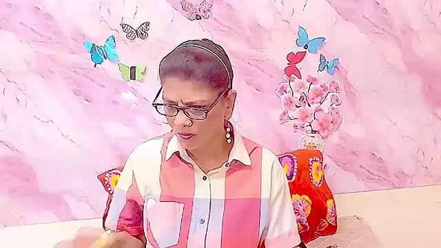 Snapshot of IndianAllure chatting on November 2025 05:42:02 AM IndianAllure online show from November 2025 05:42:02 AM