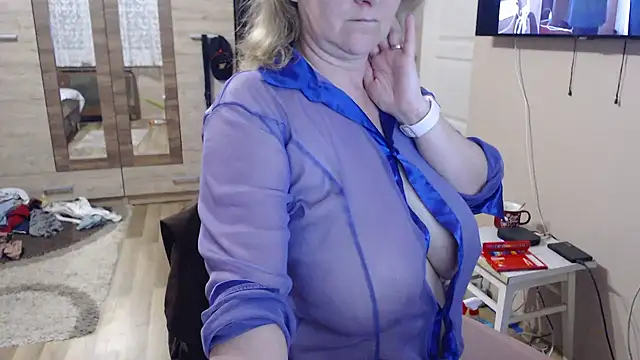 Elza01 online show from May 2026 07:29:01 PM