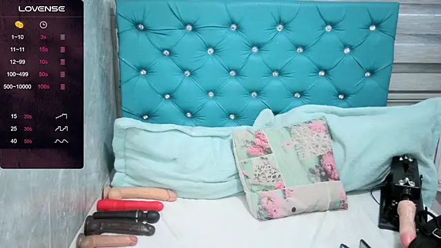 MAARYMOON online show from January 2025 11:17:01 AM