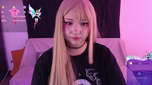 KuroChan420 online show from December 2024 10:26:02 PM